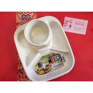 Khay ăn dặm 3 ngăn Inomata ( có nơi để cốc, thìa dĩa )