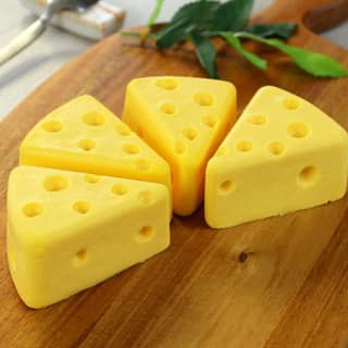 Khuôn silicon hình phô mai 3D là thạch rau câu/pudding cho bé