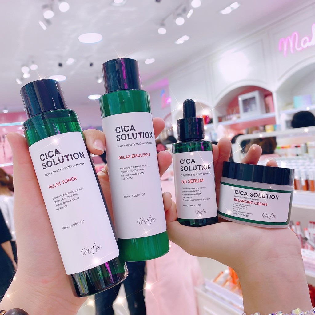 Nước Hoa Hồng Ngăn Ngừa Mụn Làm Dịu Da Chiết Xuất Tràm Trà Gaston Cica Solution Relax Toner