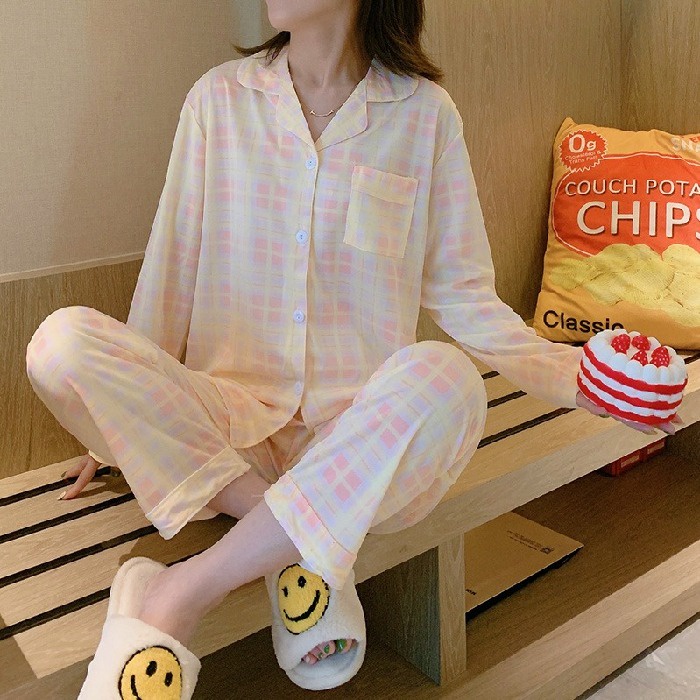 Bộ Đồ Ngủ Tay Dài Vải Cotton In Họa Tiết Caro Xinh Xắn Cho Nữ