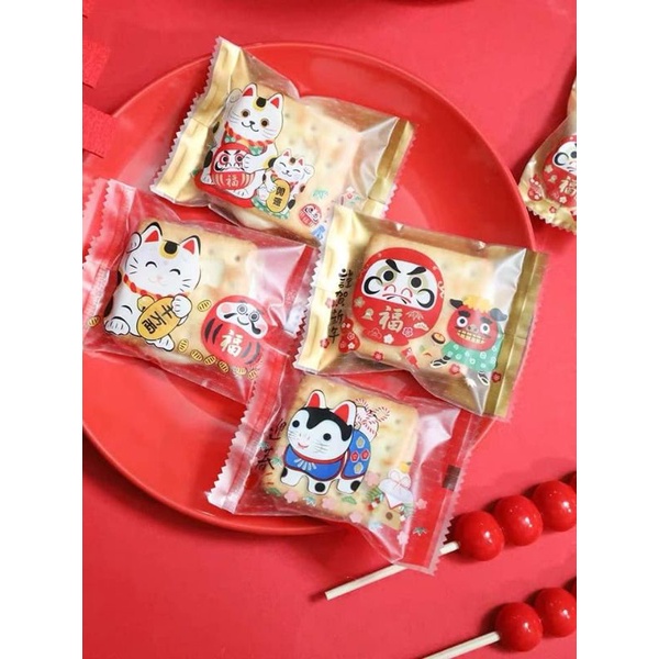 Set 100 túi bánh QUY qui MÈO may mắn 2 Màu Thần Tài Nhật Bản Bánh hành bánh tuyết cookies cookie hàn miệng 7 *9.5 cm