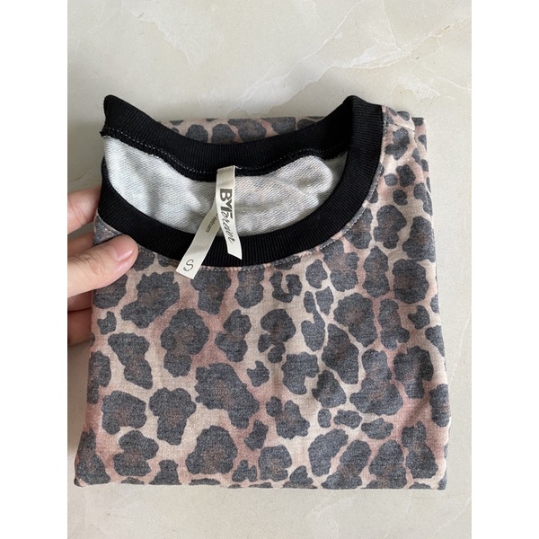 Áo thun vnxk phông nữ hoạ tiết da beo nâu thun nỉ chân cua dày dặn leopard tshirt