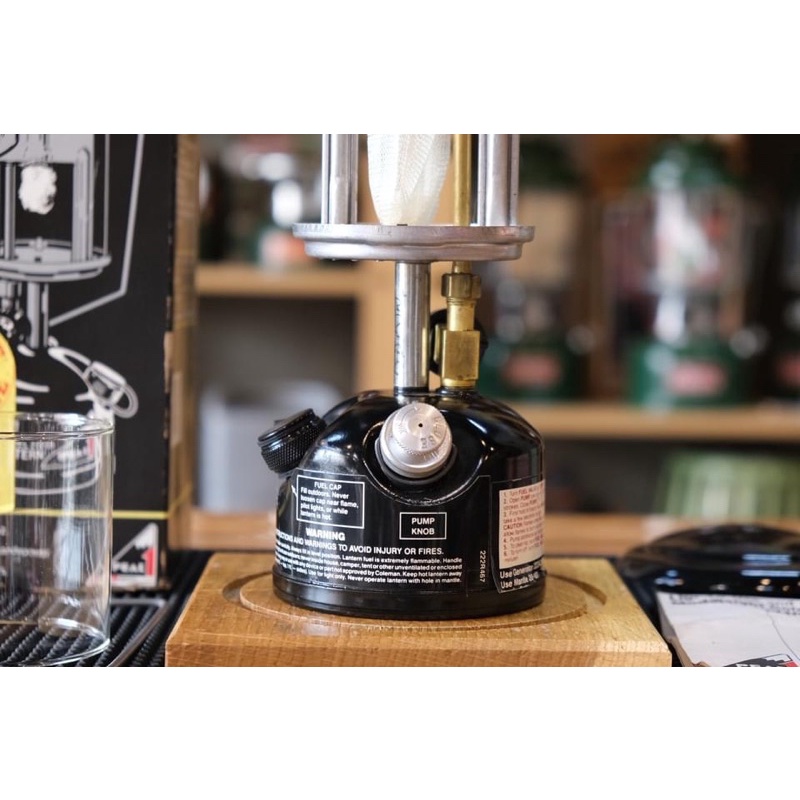 Đèn măng xông Coleman Vintage 222B