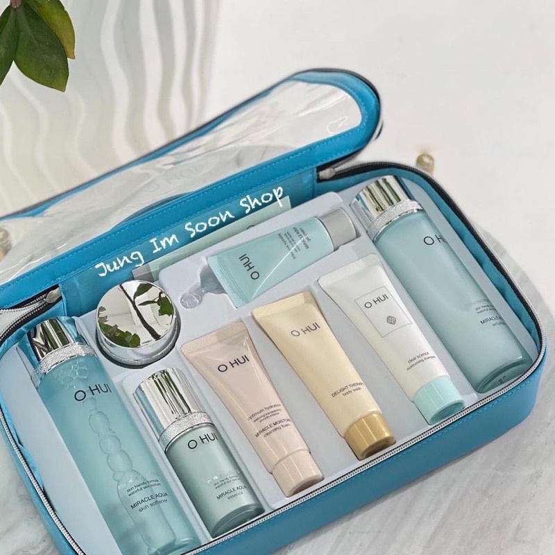 Sét Dưỡng Cấp Nước Cho Da Dầu Ohui Miracle Aqua Special Set