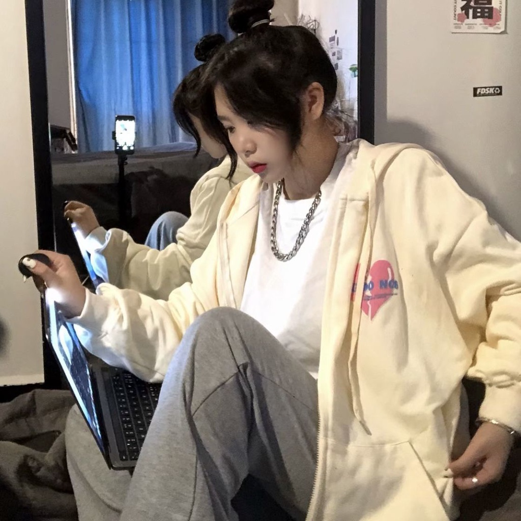 【Yuki】Áo khoác thu đông in chữ 1 lớp dày dặn | BigBuy360 - bigbuy360.vn