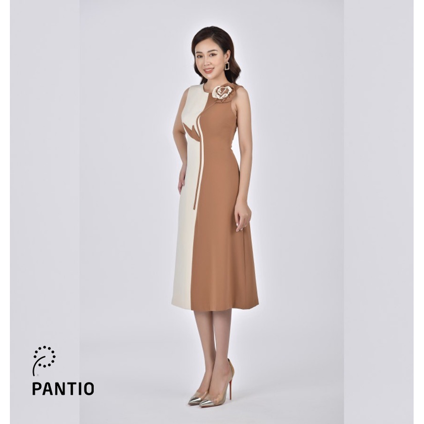 Đầm dạo phố đính hoa cách điệu FDP92632 - PANTIO