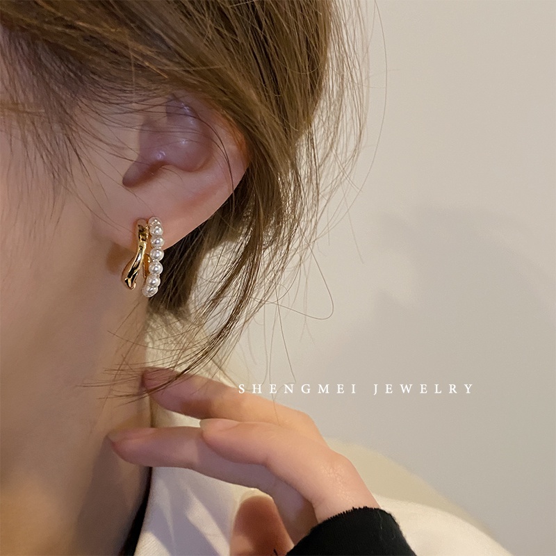 Khuyên Tai Ngọc Trai Hình Chữ C Sang Trọng