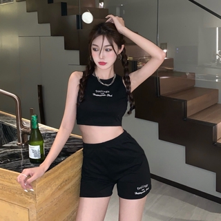 Set đồ thể thao năng động dành cho nữ
