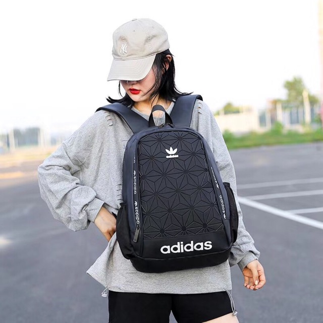 Balo Adidas 3D mới
