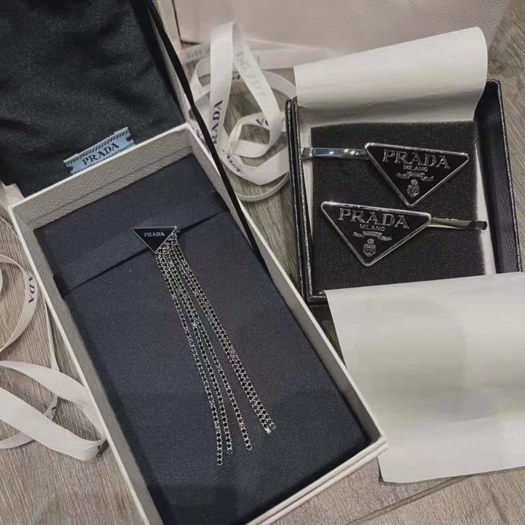 Khuyên tai thiết kế thời trang cao cấp năm 2021