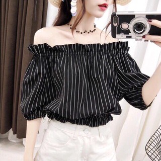 Áo croptop trễ vai tay lỡ kẻ sọc