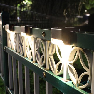 4 Đèn LED năng lượng mặt trời gắn hàng rào trang trí