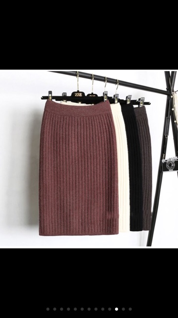 Chân váy len dài xẻ dày dặn