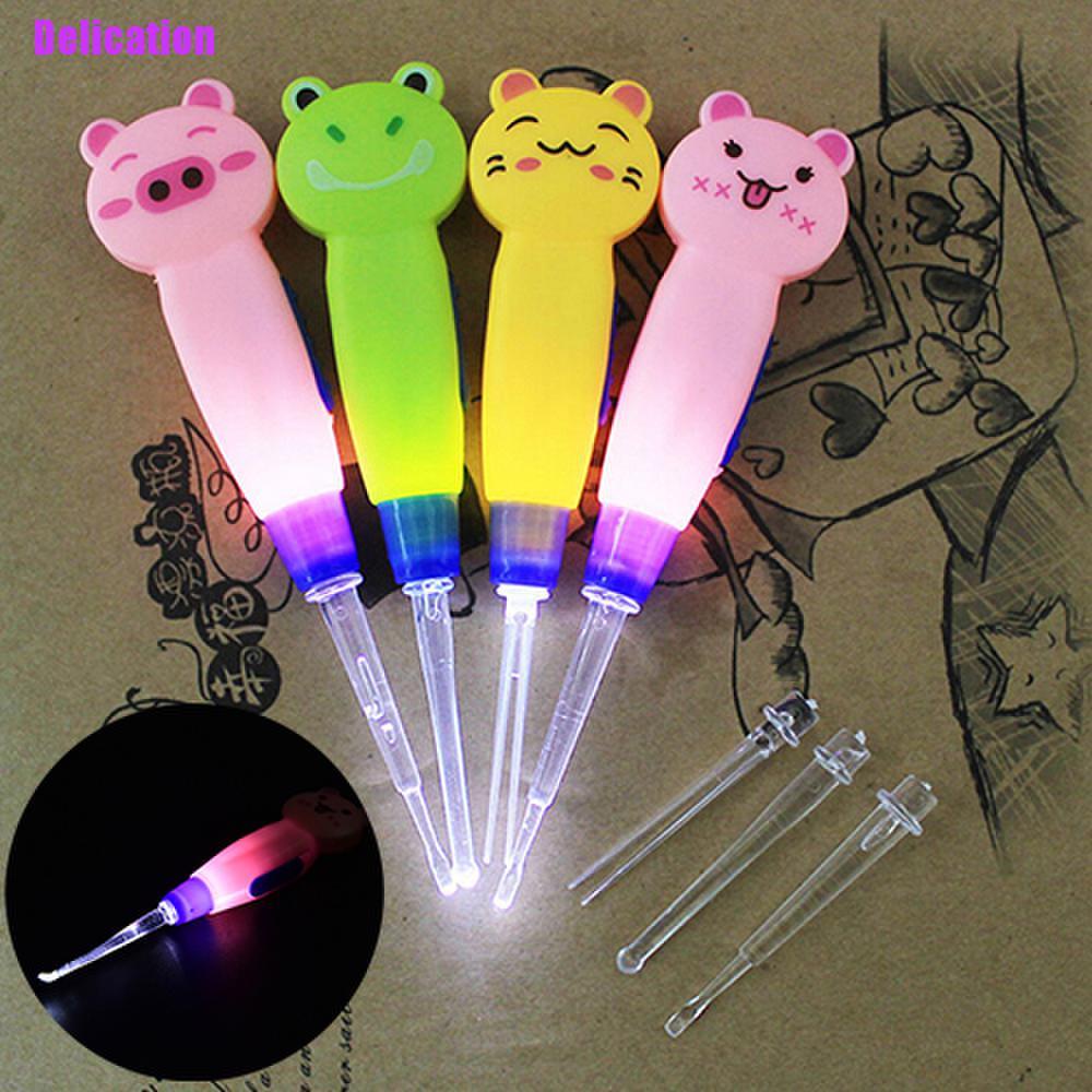 Dụng Cụ Lấy Ráy Tai Có Đèn Led An Toàn