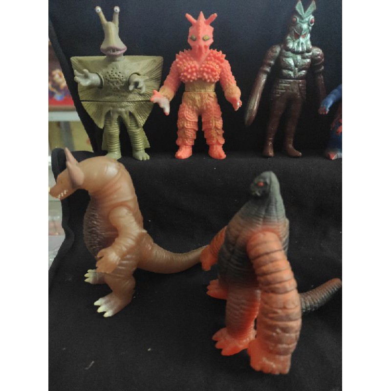 Khủng long siêu nhân đồ chơi Nhật cũ