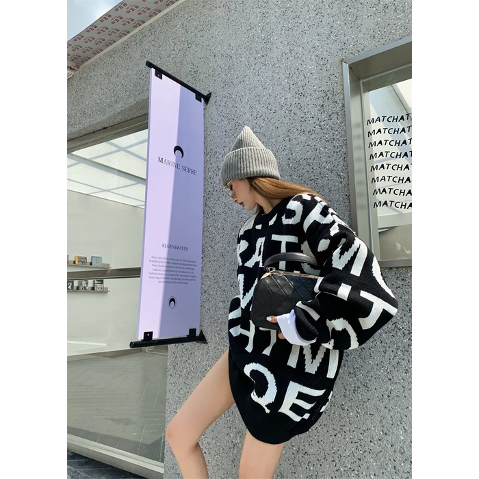 Áo sweater nữ tay dài dáng rộng in chữ phong cách vintage