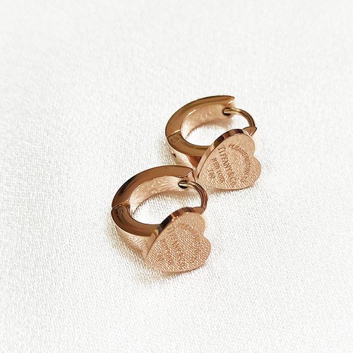 Bông Tai Khoen Tròn Trái Tim Titan Ko Han Rỉ TT 3700