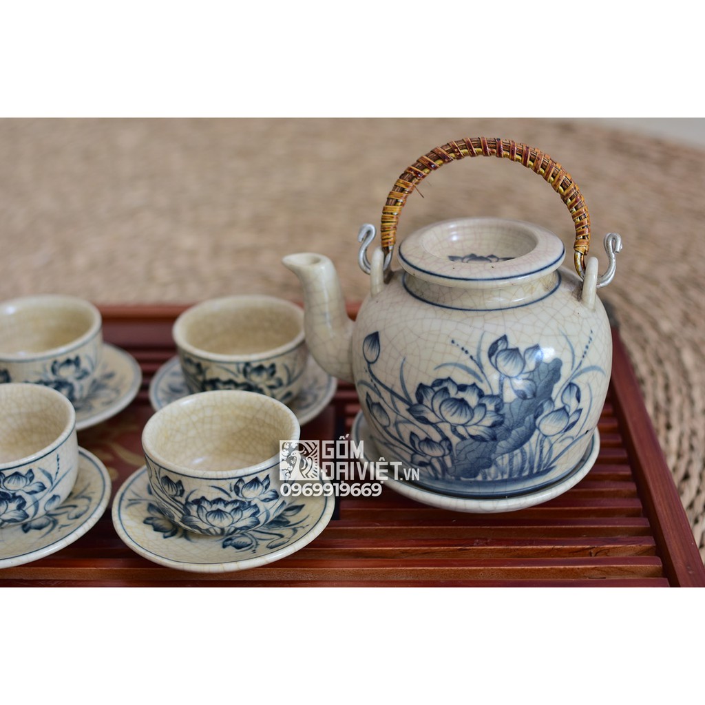 Bộ ấm trà vung lõm Bát Tràng men rạn cổ vẽ sen