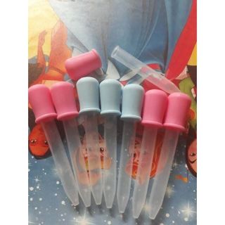 Ống vón sữa cho bé