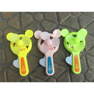 Quạt bóp tay mini siêu dễ thương