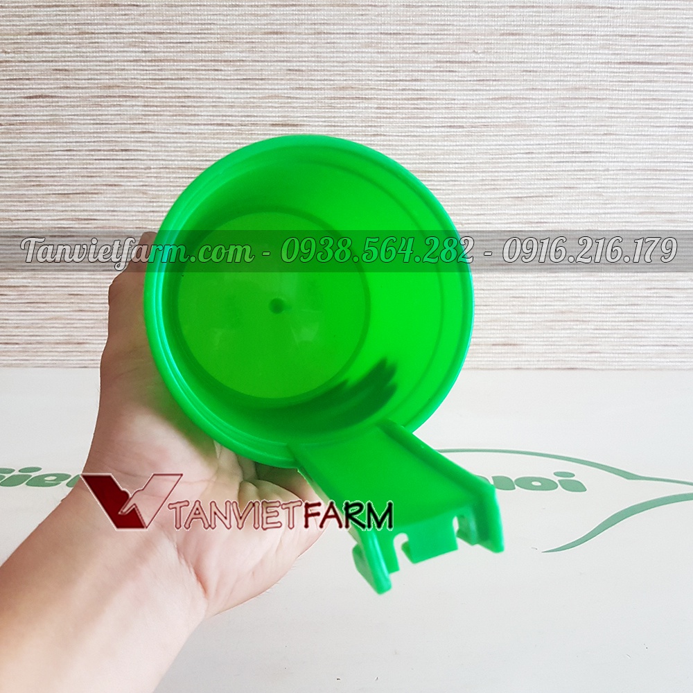 Set 10 cái Quặng ăn uống cho gà
