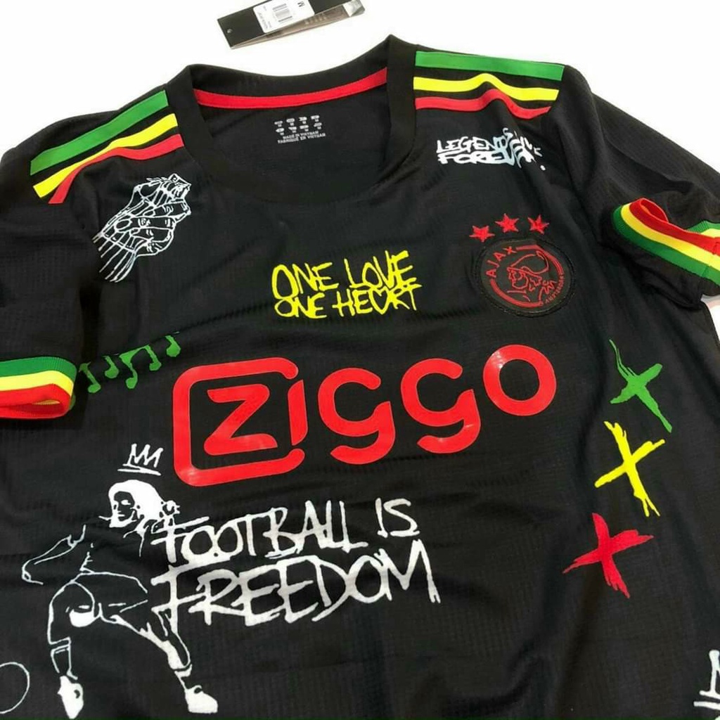 Bộ quần áo đá bóng mẫu đội tuyển AJAX AMSTERDAM màu đen Chữ Bút Ký Hoa Văn mới nhất 2022
