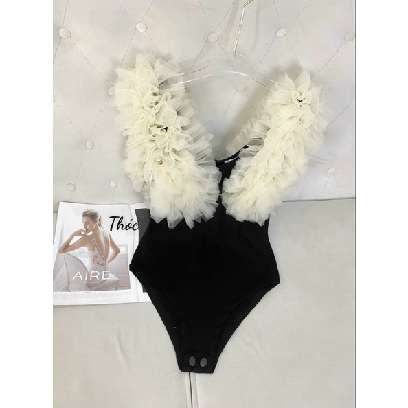Áo bodysuit bèo ngực