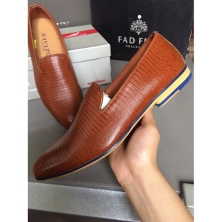 Giày tây nam sọc vằn thương hiệu Savato