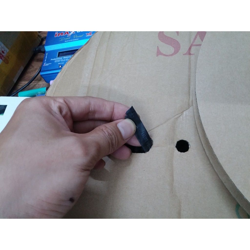 Gen co nhiệt màu đen tỉ lệ 2:1 đường kính 2.5, 3mm và 6mm giá 2.5k/m