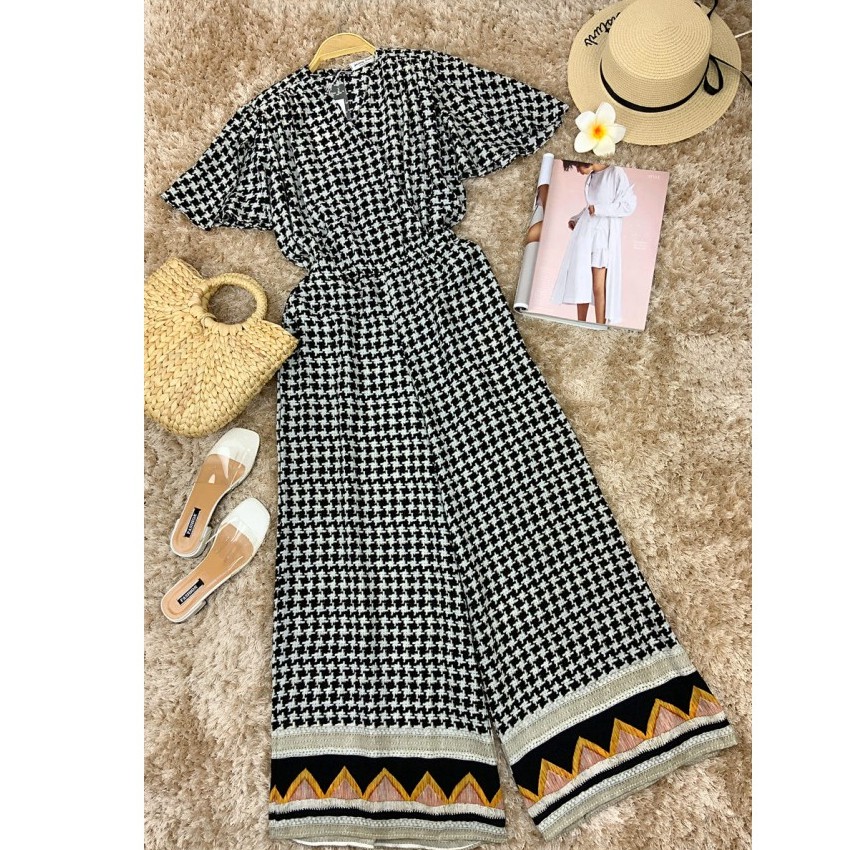 Jum thổ cẩm kẻ ô caro dài ống rộng phối cổ chéo/jumpsuit nữ ống rộng