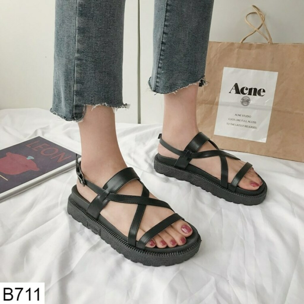[ HOT ] Giày Sandal Nữ Quai Dây Đế Cao 2cm Full Đen B711 : : * ' ; ༔