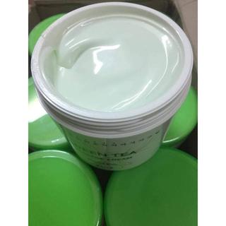 KEM MASSAGE TRÀ XANH
