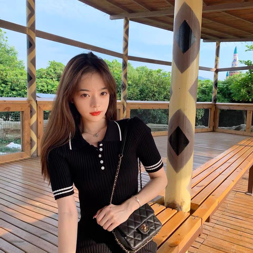 Set Áo Thun Polo Ngắn Tay + Chân Váy Ôm Lưng Cao Thời Trang Nữ | BigBuy360 - bigbuy360.vn