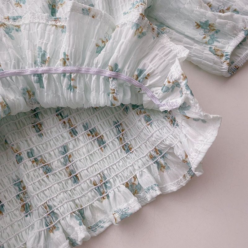 Áo croptop BH tay phồng cổ chữ V in họa tiết hoa nhí xinh xắn thời trang hè 2022 cho nữ