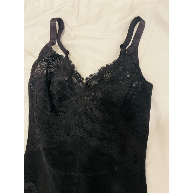 Gen Định hình gom dáng