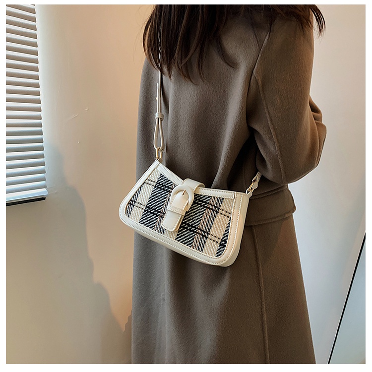 Túi xách nữ túi đeo vai họa tiết thổ cẩm khóa nam châm 1999store_official