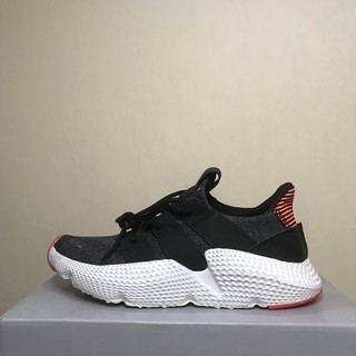 Giày sneaker thể thao prophere đen đế cam