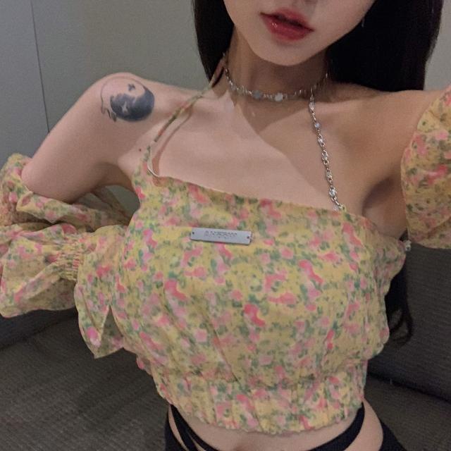 COZOK Áo Chiffon trễ vai tay dài hoạ tiết hoa nữ tính