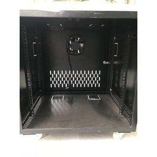 Tủ rack 10U có ổ cắm điện