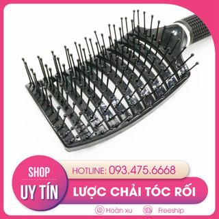 Lược bàn vuông cong gỡ rối tóc, chất liệu nhựa cao cấp, răng lược bền không lo gãy khi sử dụng thời gian dài