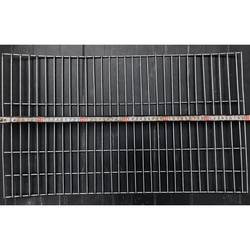 Tấm lưới sắt 60x35 sắt nhúng nóng hoà phát