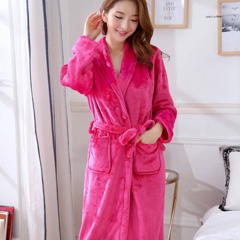 Áo choàng tắm tay dài vải lông cừu kiểu thể thao thời trang thu đông cho nữ | BigBuy360 - bigbuy360.vn