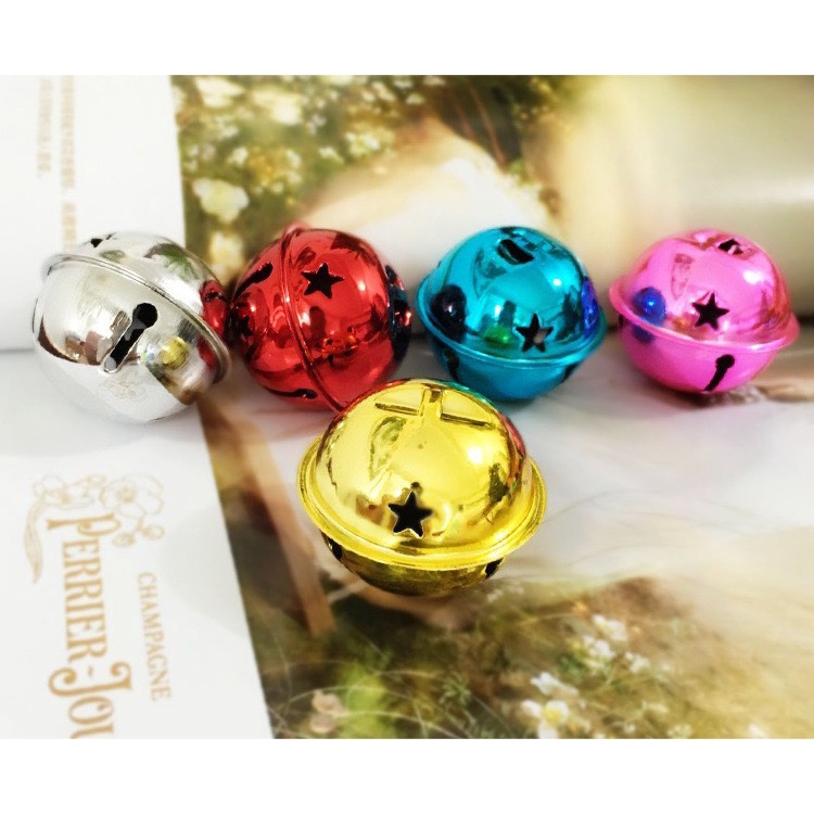 Charm (C347) slime/ Dụng Cụ Charm Trang Trí Hình Lục Lạc (Chuông) với hình Sao đa sắc (4cm)