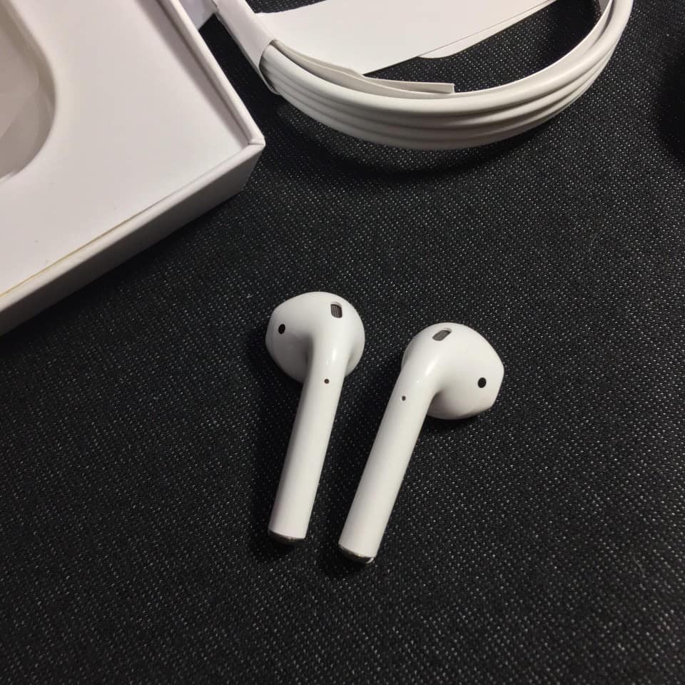 Tai nghe Bluetooth Airpods 2,bản cao cấp, Chức năng đổi tên, định vị, sạc không dây