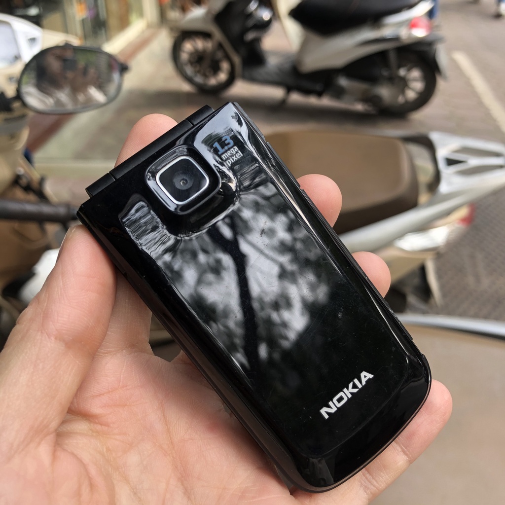 Điện thoại cổ Nokia 2720 zin đẹp chính hãng 100%