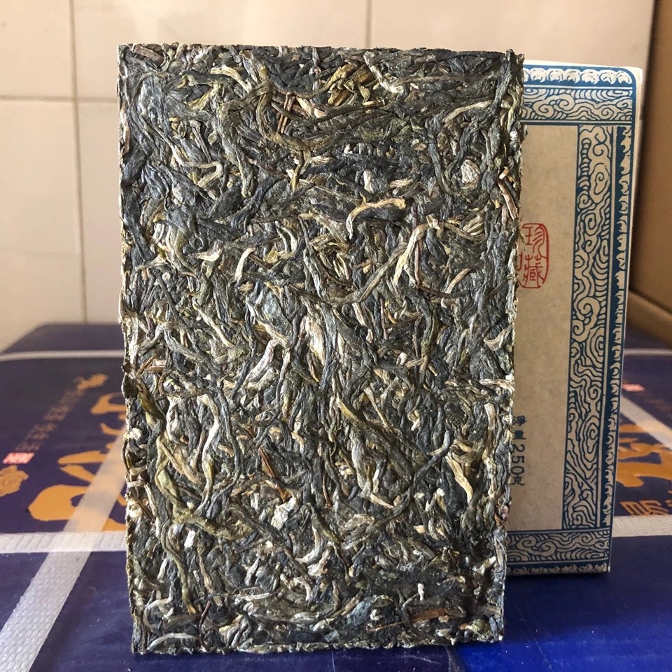 Bánh Trà Phổ Nhĩ Sống Vân Nam 250 gram