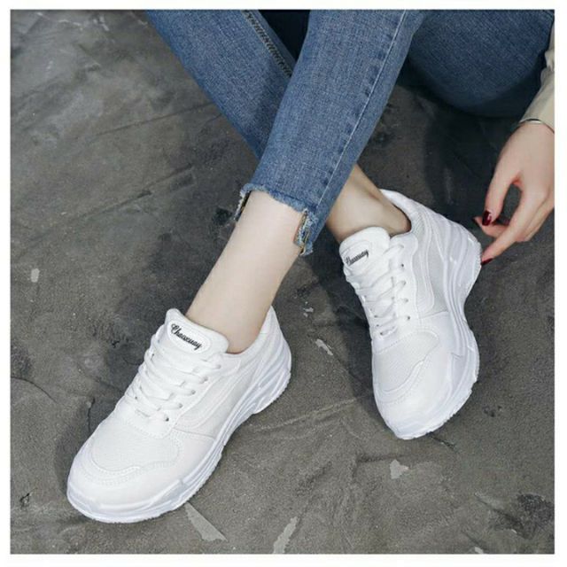 Giày Sneaker Thể Thao