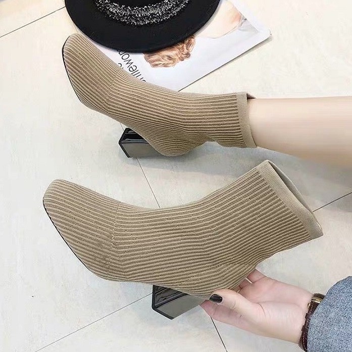 Bốt Nữ 💖 FREESHIP 📛 Boot Len Đi Cực Ấm Cao 5p, Giày Cao Cổ Đi Ôm Chân Và Tôn Dáng Người Dùng