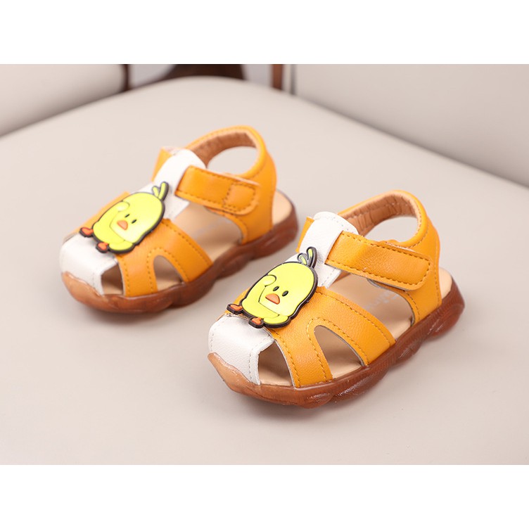 sandal bé trai bé gái size 15-19 mẫu gà con