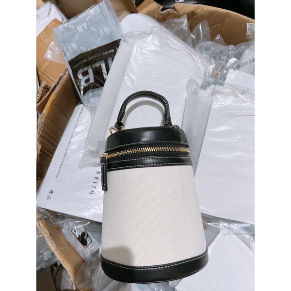 Túi Zara cặp lồng trụ tròn